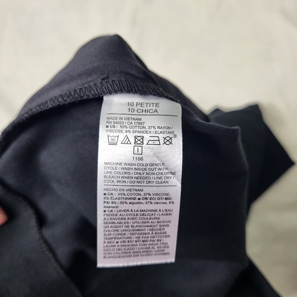 Old Navy Polished Pixie Black Capris Pants. Size 10 Petite - Picture 10 of 10